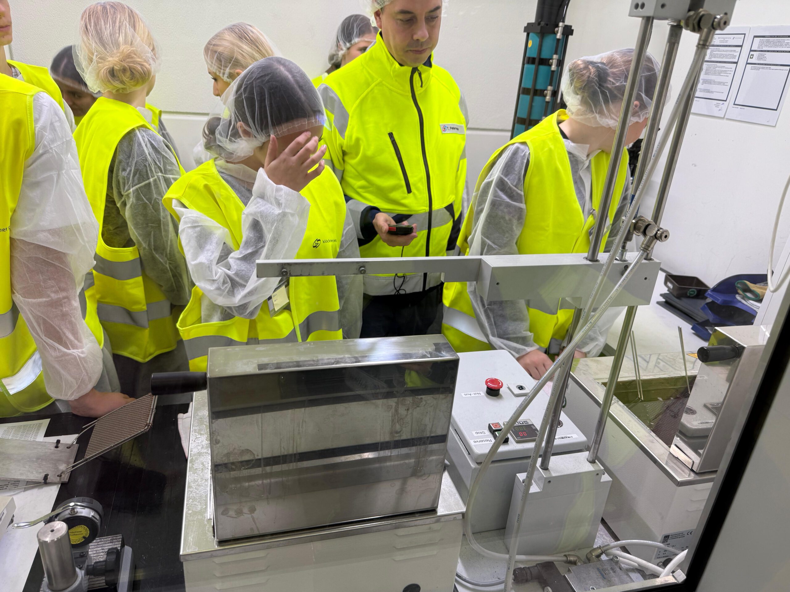 Du betrachtest gerade Betriebserkundung der Klasse 8M bei Klöckner Pentaplast Gendorf