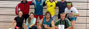 Dodgeball-Fieber an der Weiß-Ferdl-Mittelschule: Lehrer und 7M holen den Pokal!